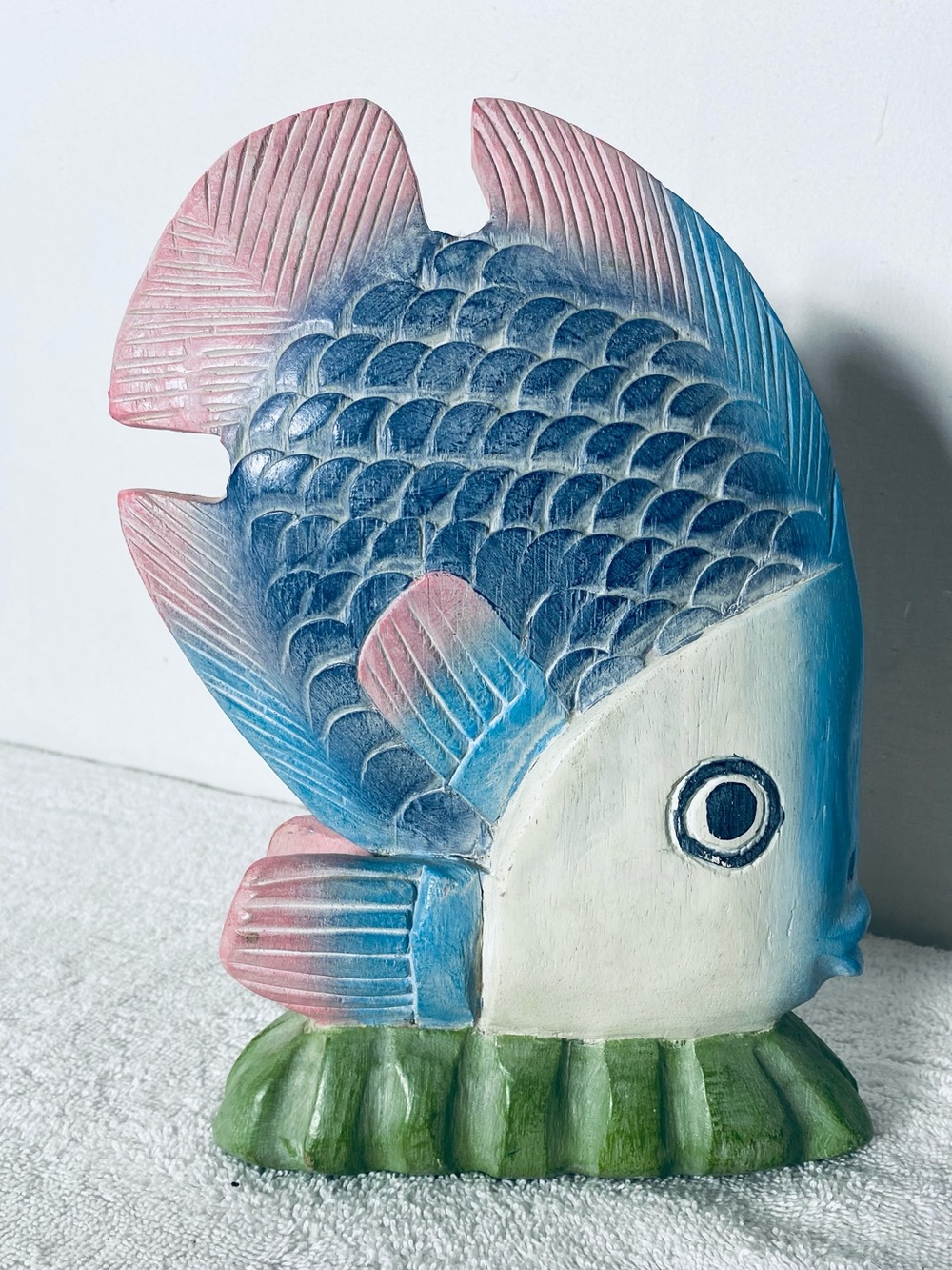 Vintage Wood Fish Sculpture Folk Art Hand Painted Coastal Ocean Tropical Tiki